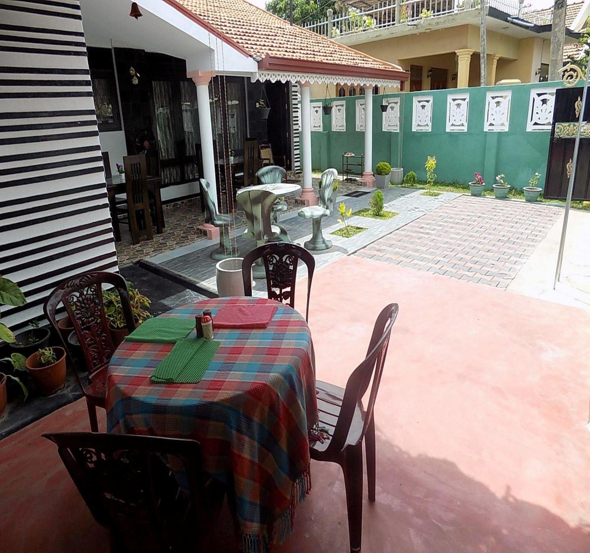 נגומבו Alexandra Family Villa מראה חיצוני תמונה